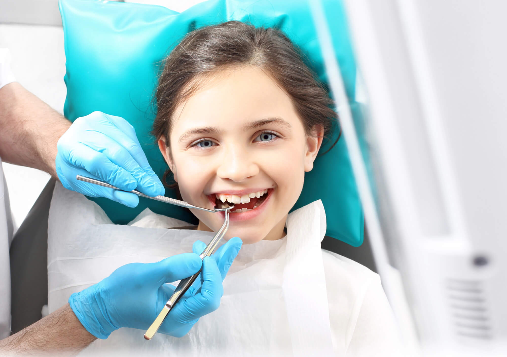 662139011e9ca2cf67d1140b a girl at the Family Dentist in Cherry Hills CO 1